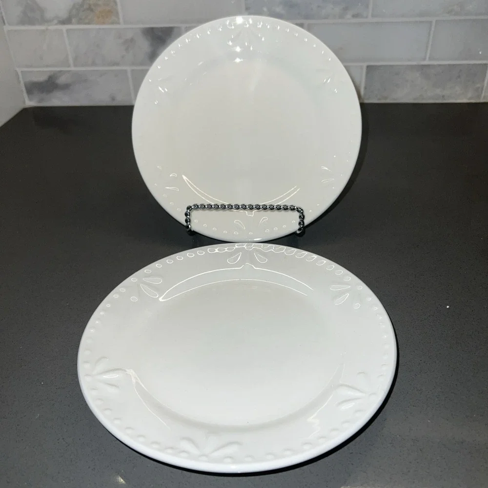 2 Pc Set Totally Today Salad Plates 7